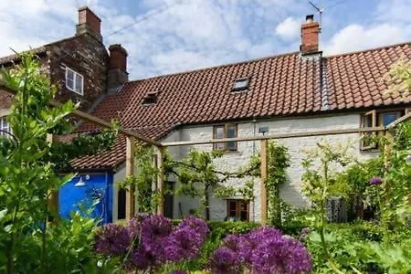 Spacious Somerset - Great Rural Location 度假居 *