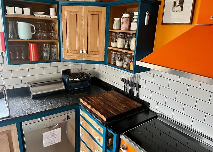 Spacious Somerset - Great Rural Location